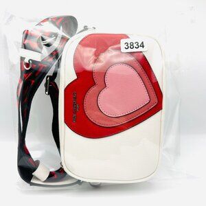 3834 KARL LAGERFELD CROSSBODY CAMERA BAG